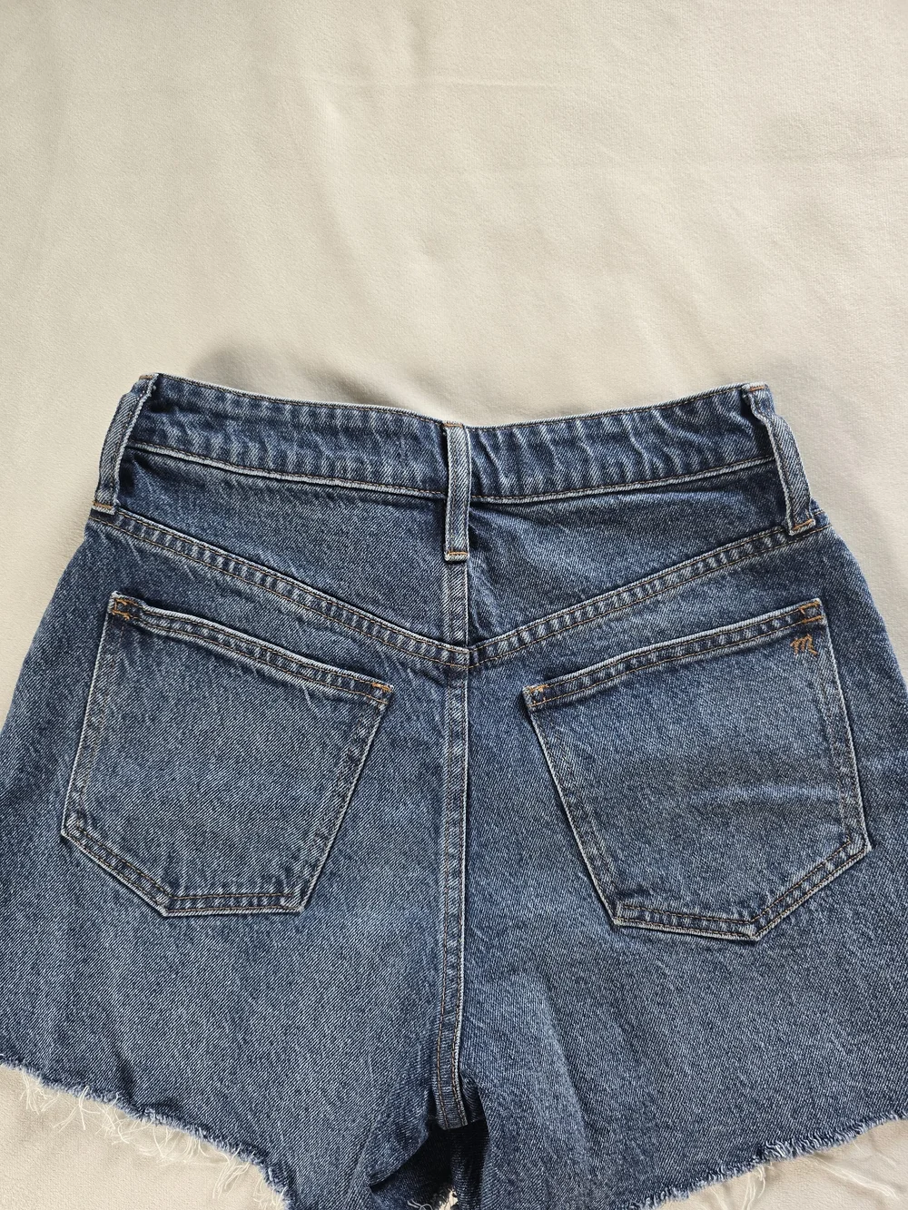 Madewell▪️The Curvy Perfect Jean Short High Waisted in Light Blue Denim